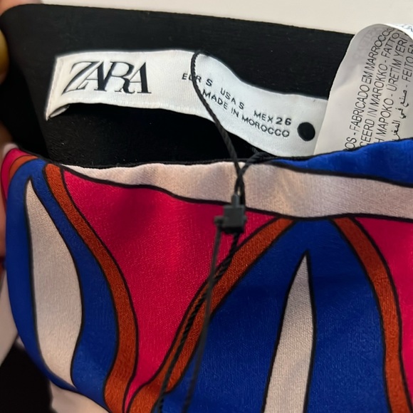 NEW | ZARA Multicolored Print Mini Skirt - Picture 3 of 3